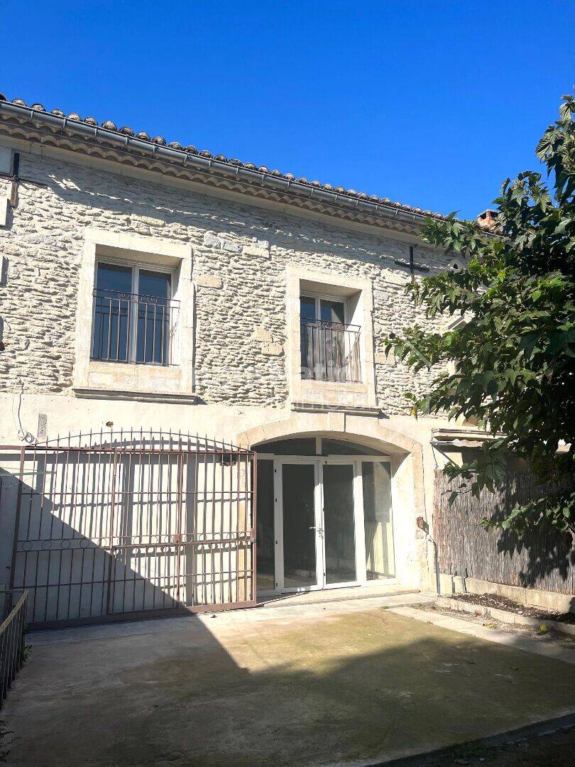 Maison 5 pièces 131 m² · à Rognonas · 131 m² · 1 038 €/mois