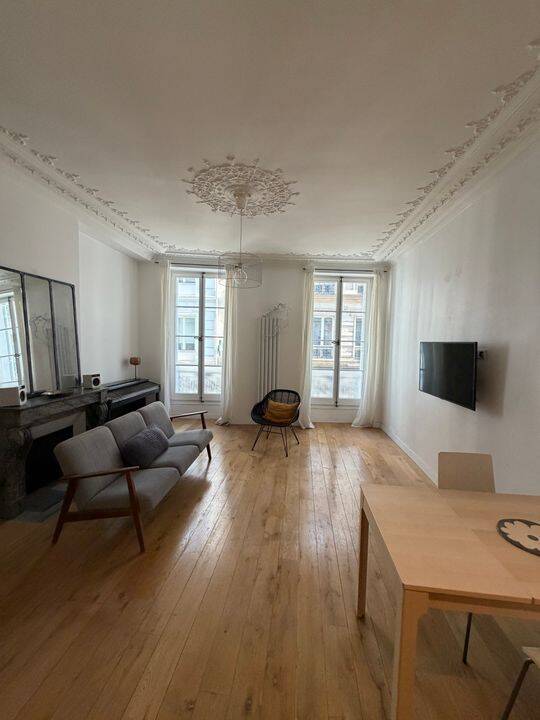 Appartement 2 pièces 50 m² · à Paris 8ème Arrondissement · 50 m² · 1 980 €/mois