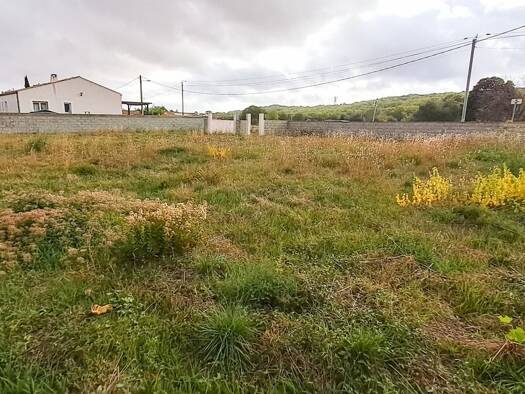 Terrain à vendre 210 000 € 826 m² de terrain Lézignan-la-Cèbe 34120