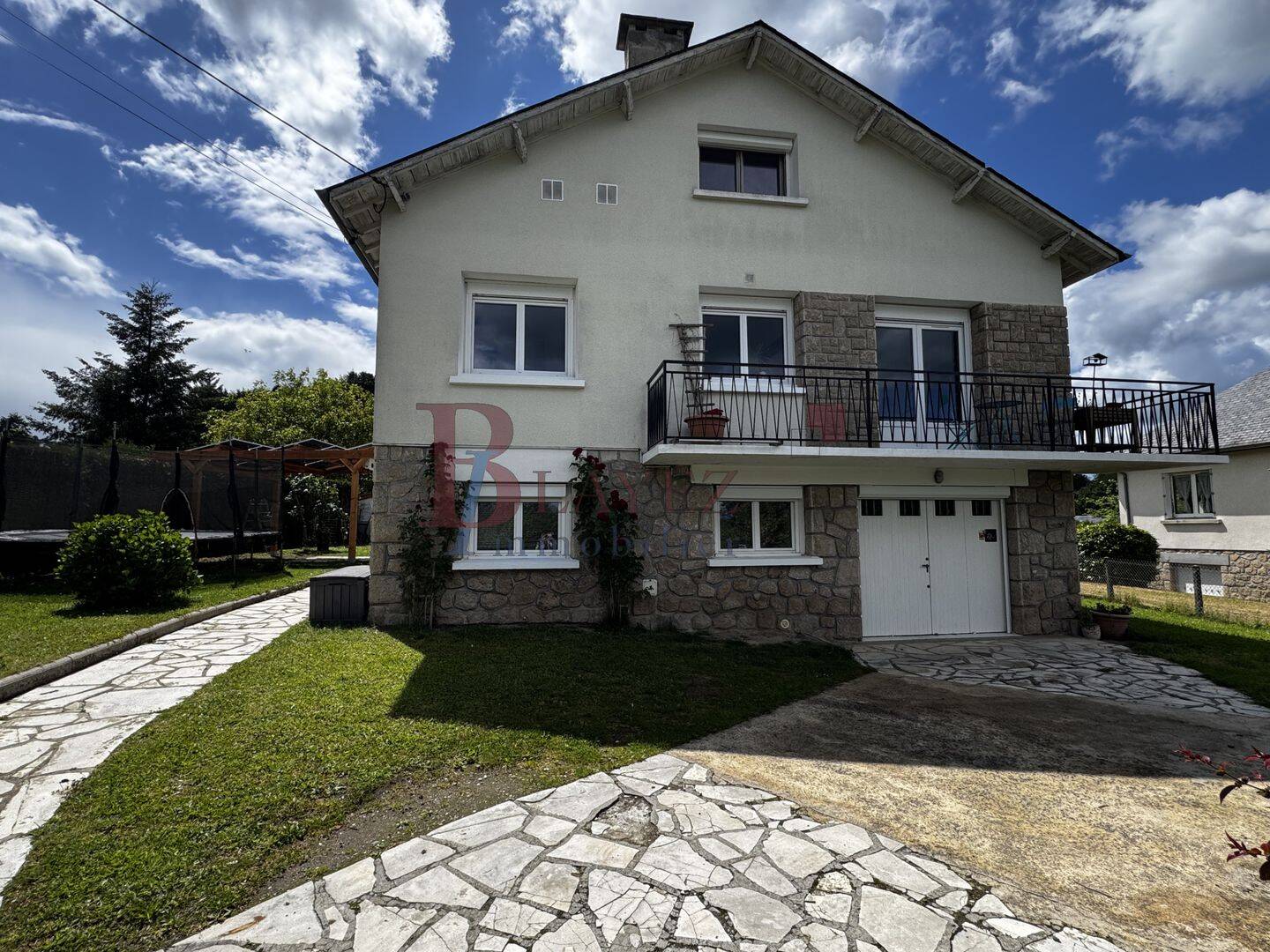 Maison 5 pièces 98 m² · à Corrèze · 98,3 m² · 149 800 €