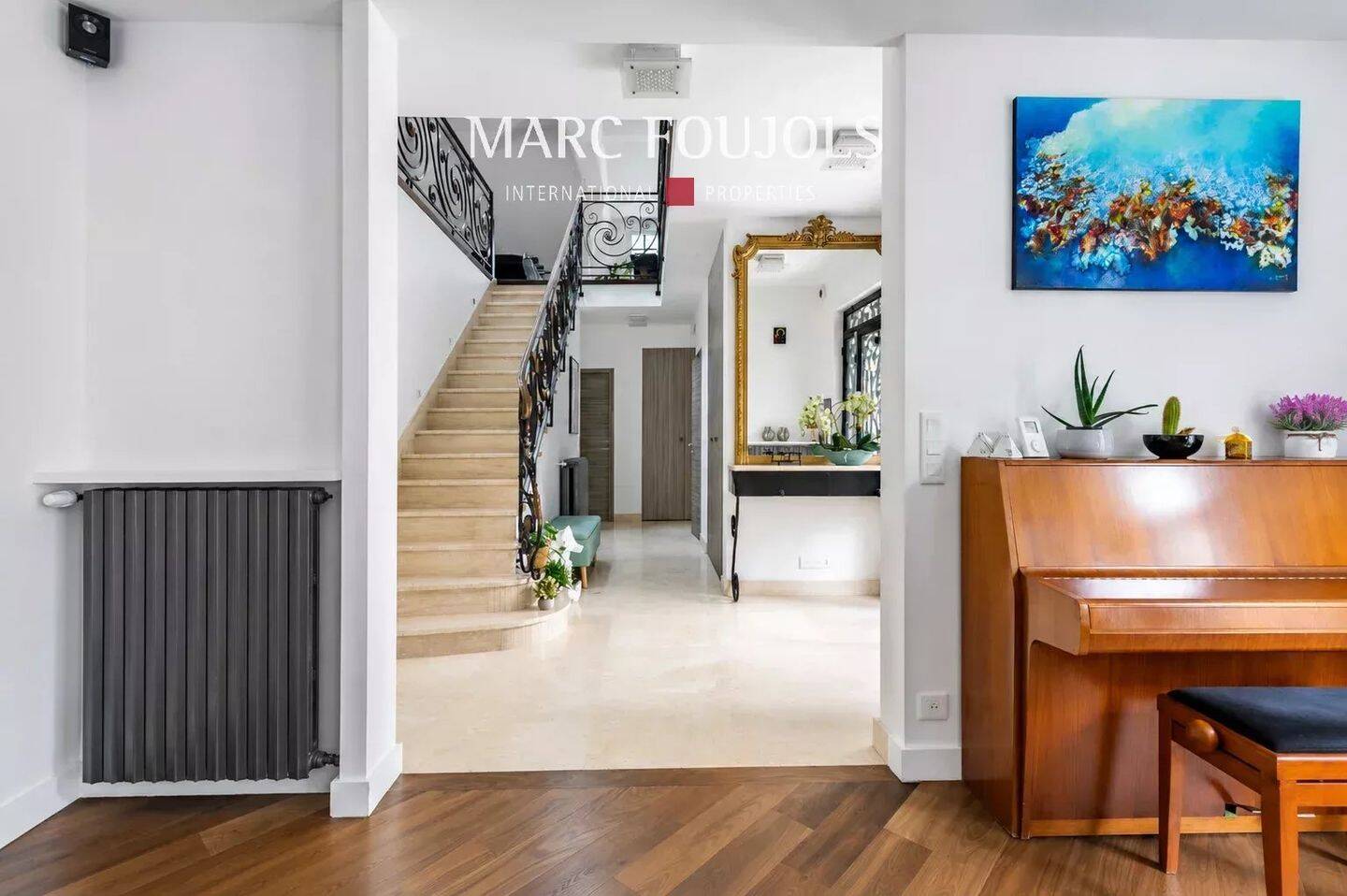 Maison 9 pièces 290 m² · à Lamorlaye · 290 m² · 1 150 000 €