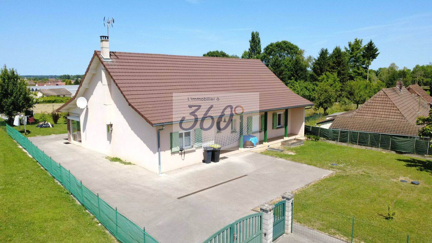 Maison 6 pièces 141 m² · à Louhans · 141,4 m² · 245 000 €