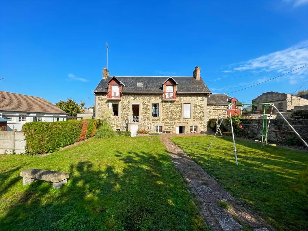 Maison 7 pièces 128 m² · à Pré-en-Pail-Saint-Samson · 128 m² · 148 800 €