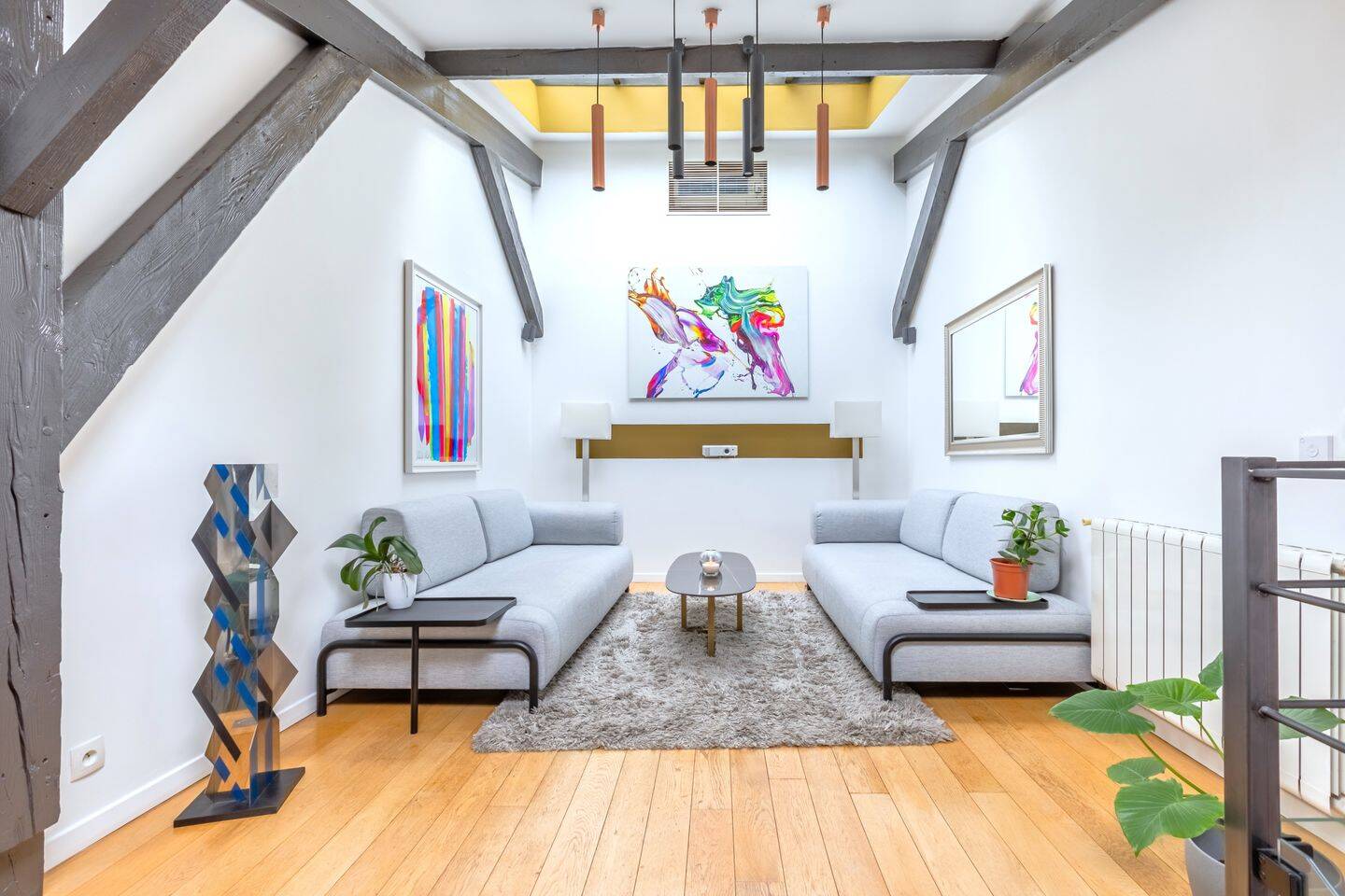 Appartement 4 pièces 98 m² · à Paris 17ème Arrondissement · 98 m² · 4 100 €/mois