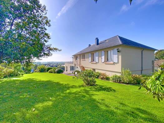 Maison à vendre 449 000 € 6 pièces 4 chambres 104 m² 1 100 m² de terrain Saint-Georges-de-la-Rivière 50270