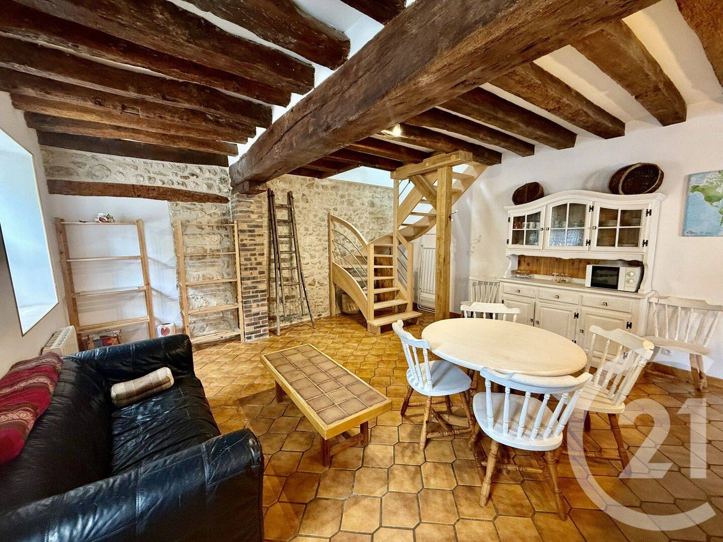 Maison 3 pièces 69 m² · à Nemours · 69,3 m² · 920 €