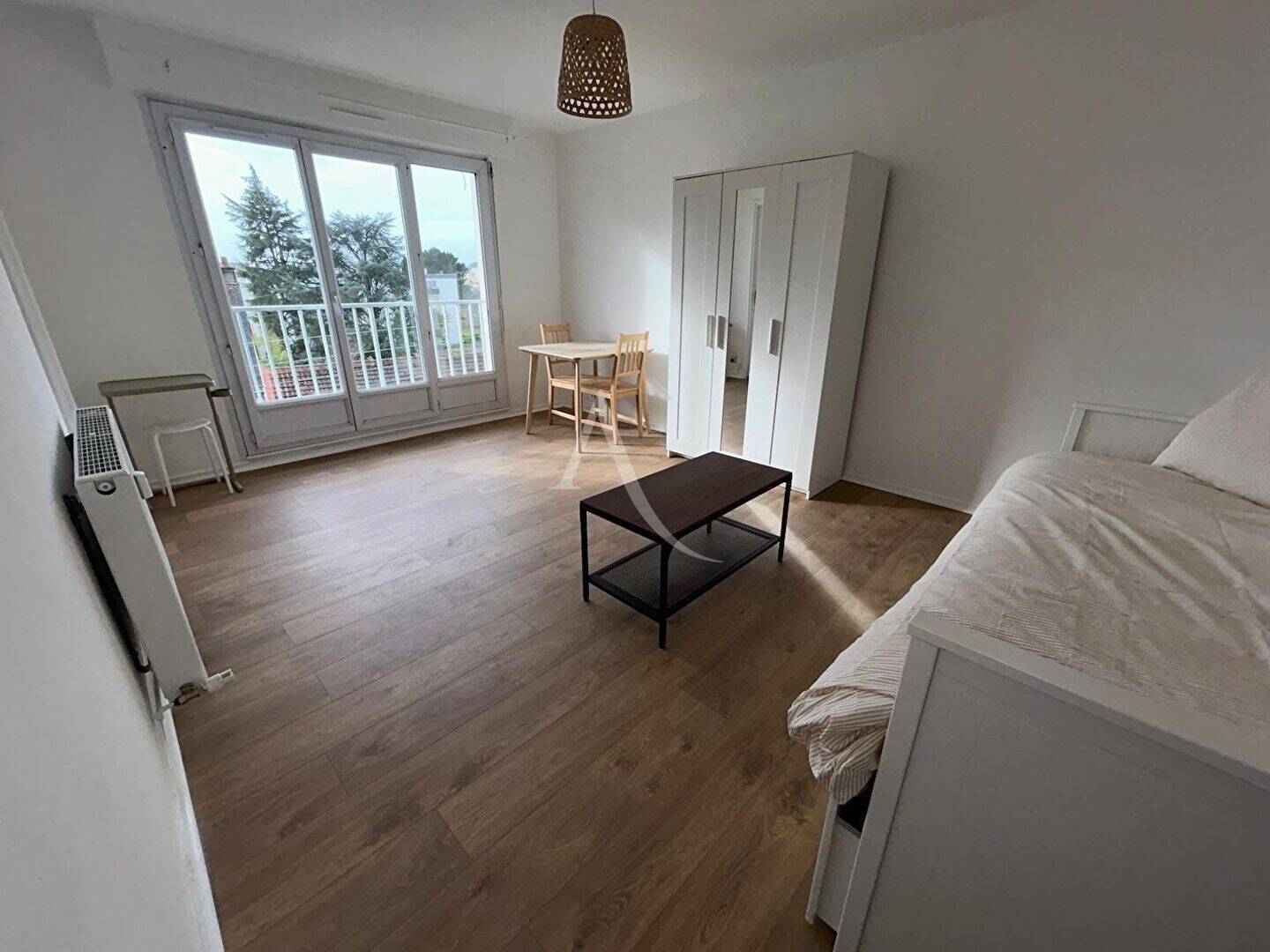 Appartement 1 pièce 27 m² · à Nantes · 27 m² · 615 €