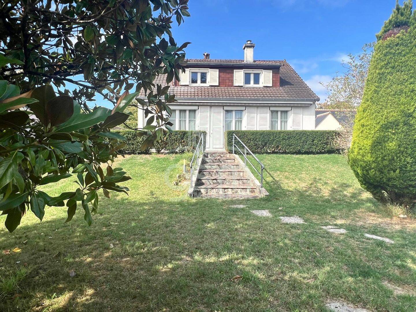 Maison 5 pièces 127 m² · à Esvres · 127 m² · 299 000 €