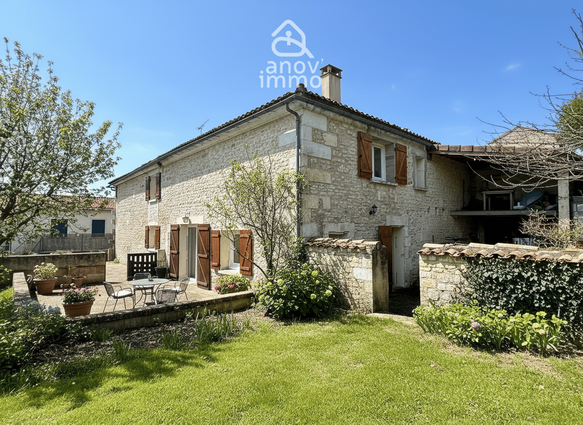 Maison 8 pièces 194 m² · à Angoulême · 194 m² · 295 000 €