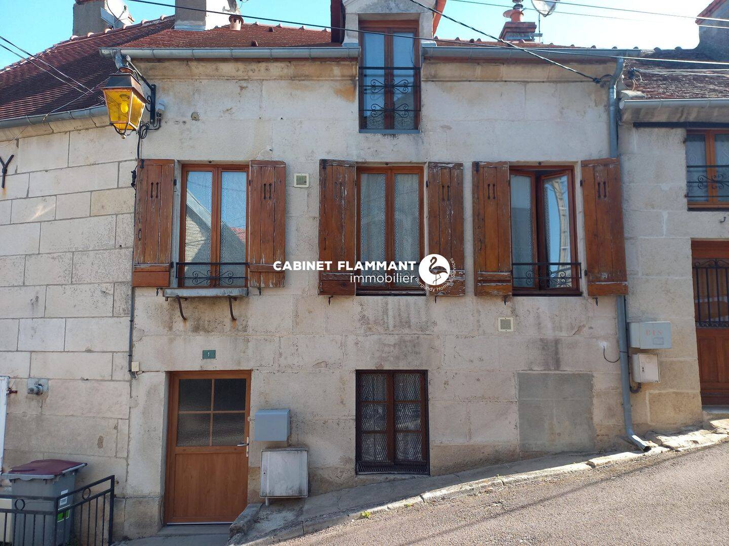Maison 3 pièces 57 m² · à Montbard · 57 m² · 66 000 €