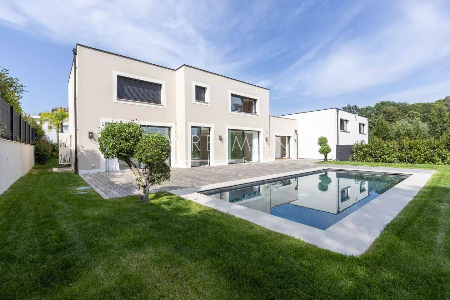 Maison 5 pièces 280 m² · à Valbonne · 280 m² · 1 950 000 €