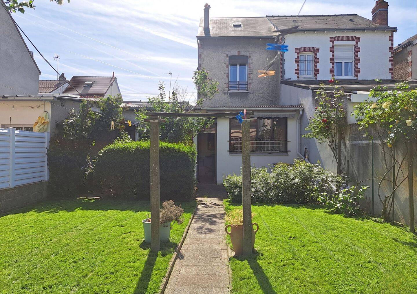 Maison 4 pièces 88 m² · à Tours · 88 m² · 190 000 €