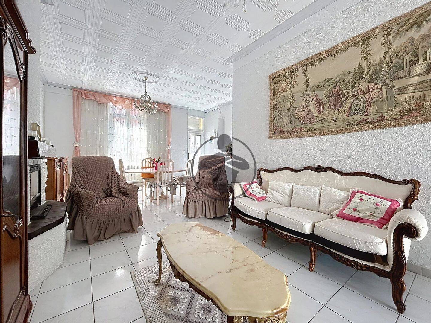 Maison 3 pièces 90 m² · à Saint-Quentin · 90,4 m² · 90 000 €