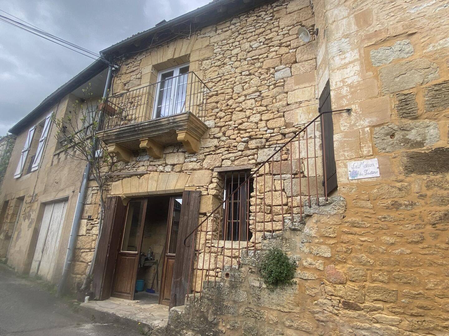 Maison 3 pièces 112 m² · à Meyrals · 112 m² · 160 000 €