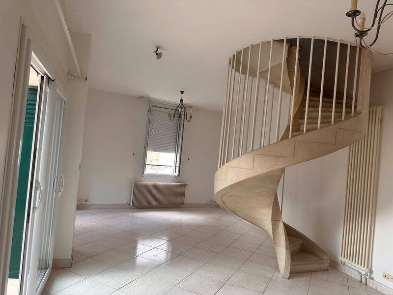 Maison 4 pièces 100 m² · à Tours · 100 m² · 380 000 €