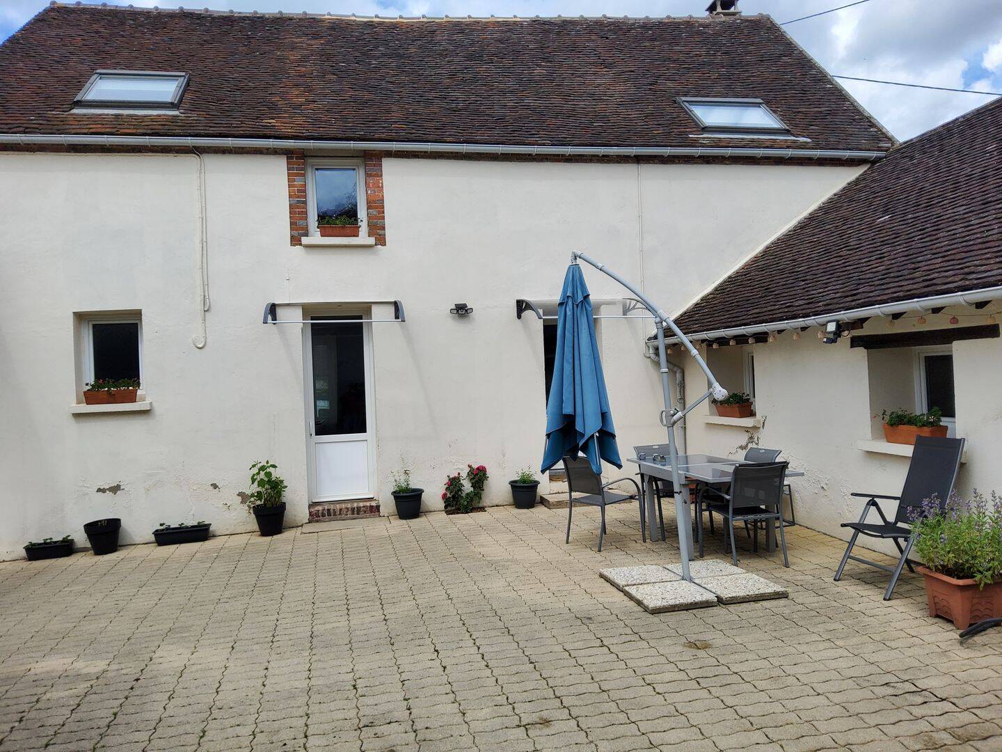 Maison 4 pièces 136 m² · à Véron · 136 m² · 192 000 €