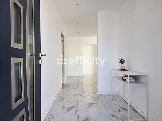 Maison de plain-pied à vendre 199 000 € 4 pièces 3 chambres 90 m² 56 m² de terrain Olonzac 34210