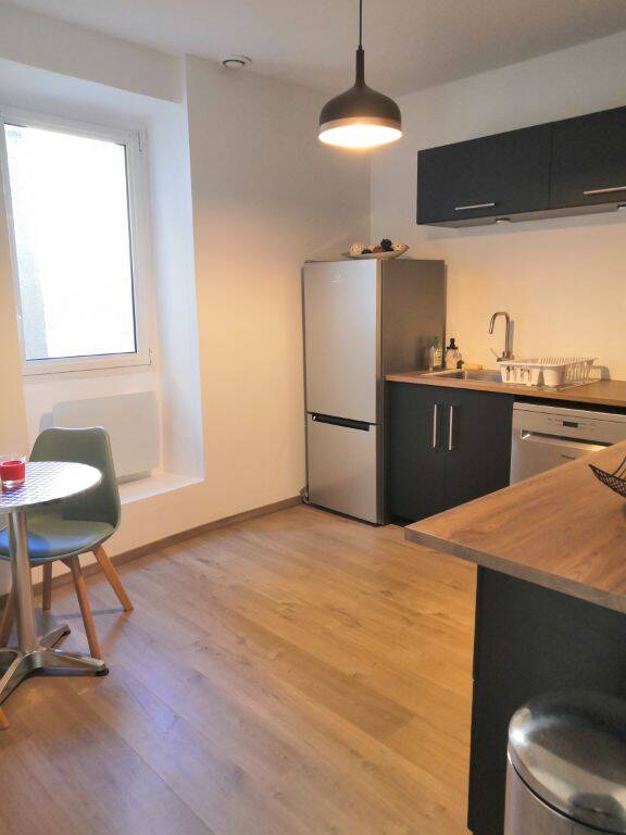Appartement 2 pièces 48 m² · à Istres · 48 m² · 658 €