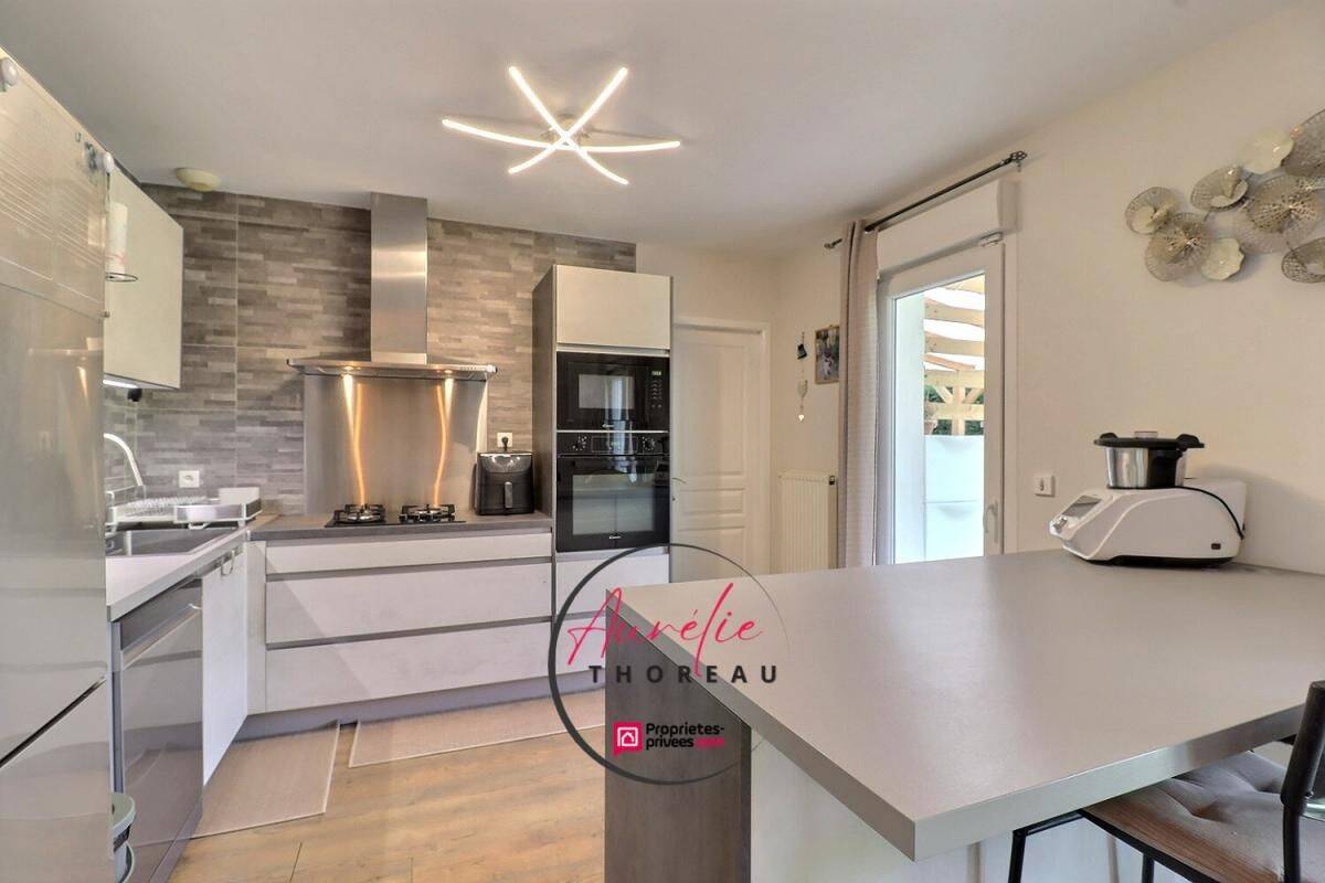Maison 6 pièces 126 m² · à Chevilly · 126 m² · 299 915 €
