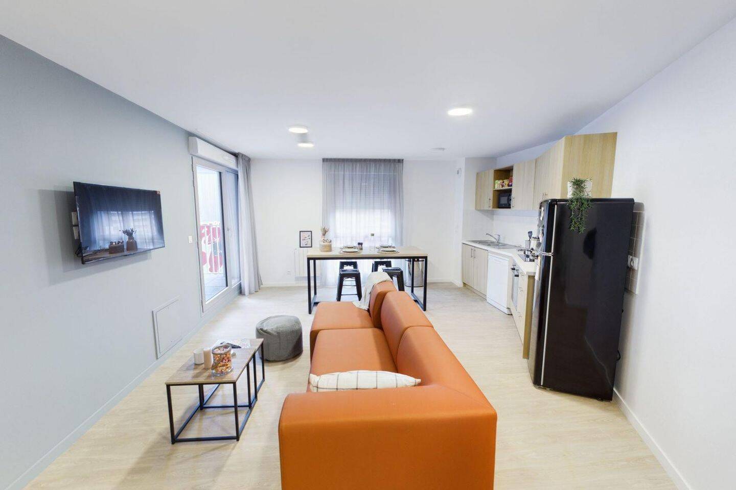 1 pièce 104 m² · à Clermont-Ferrand · 104 m² · 629 €
