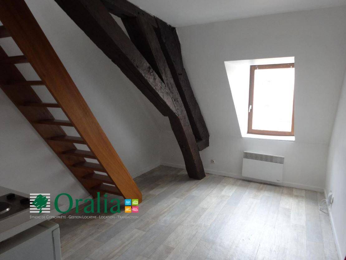 Appartement 1 pièce 12 m² · à Dijon · 11,9 m² · 405 €