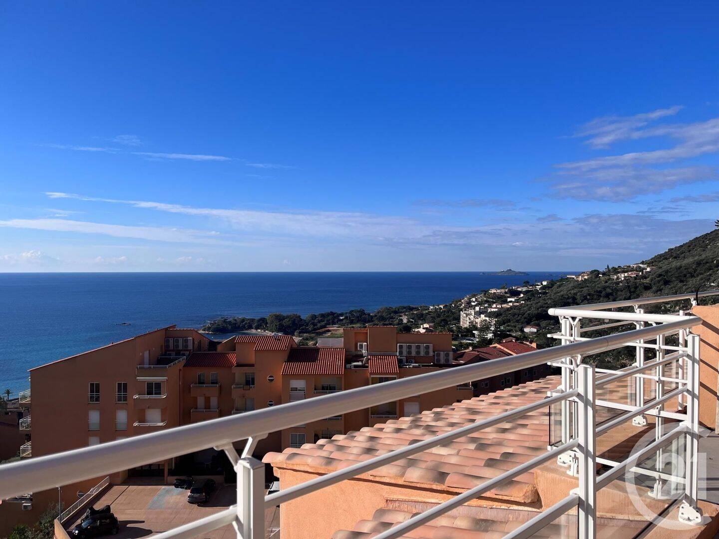 Appartement 2 pièces 45 m² · à Ajaccio · 45 m² · 990 €