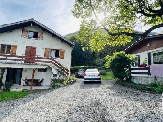 Maison à vendre 282 000 € 15 pièces 8 chambres 207 m² 3 519 m² de terrain Bagiry 31510