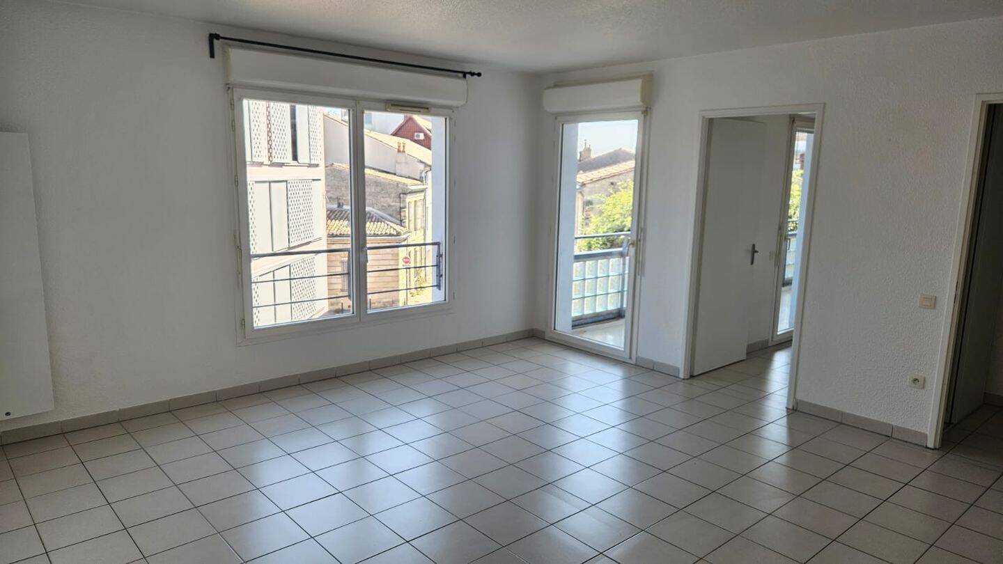 Appartement 2 pièces 52 m² · à Bordeaux · 52 m² · 948 €