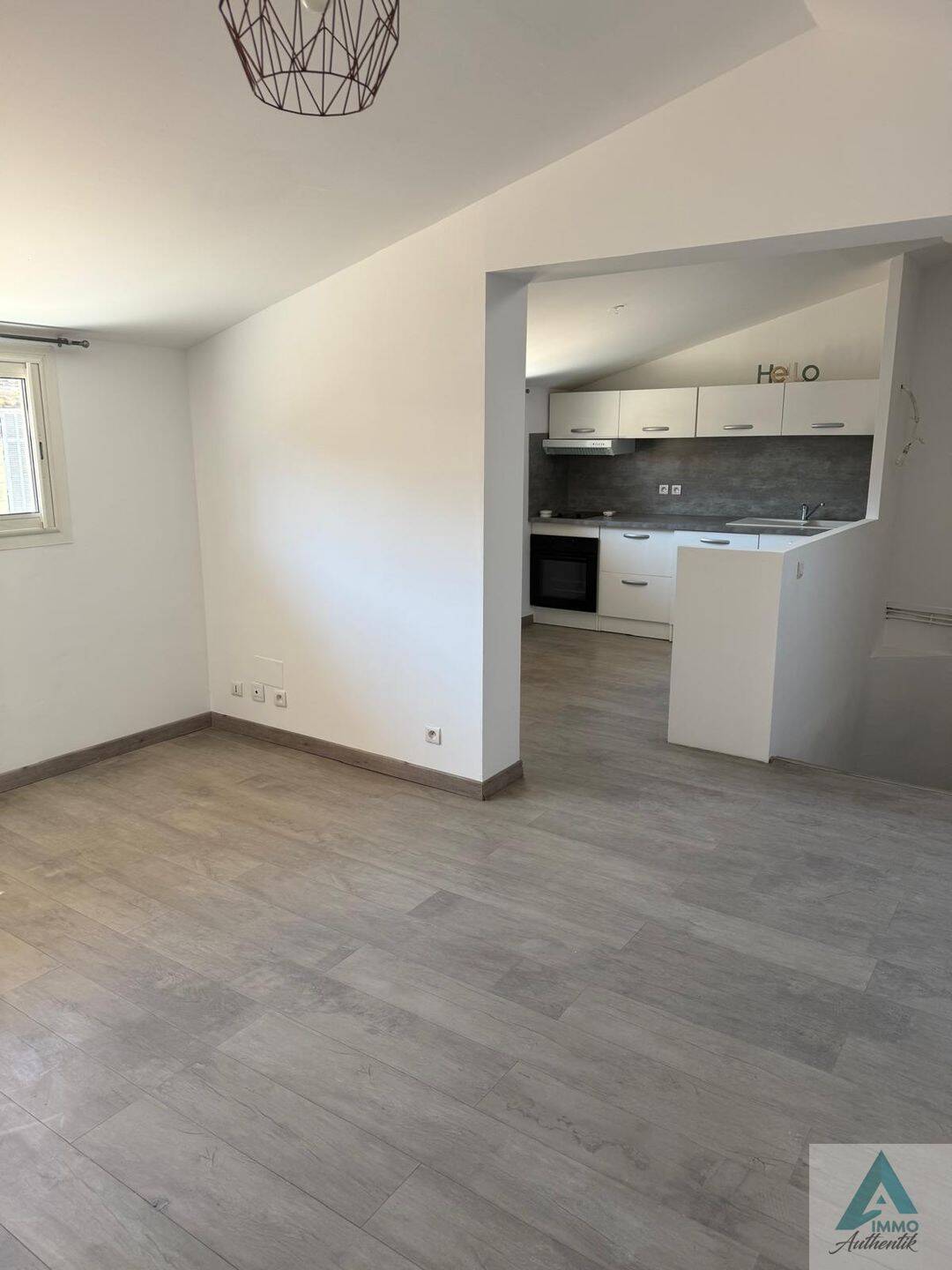 Appartement 1 pièce 29 m² · à Auriol · 29 m² · 690 €