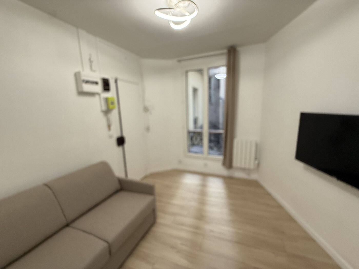 Appartement 1 pièce 16 m² · à Paris 10ème Arrondissement · 16 m² · 950 €/mois