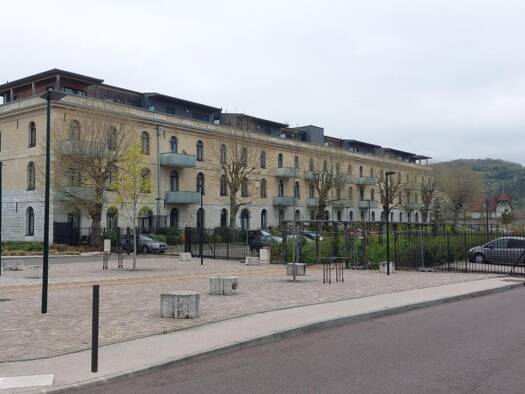 Appartement à louer 785 € 3 pièces 2 chambres 58 m² Étage 1/3 Saint Lazare Vernon 27200