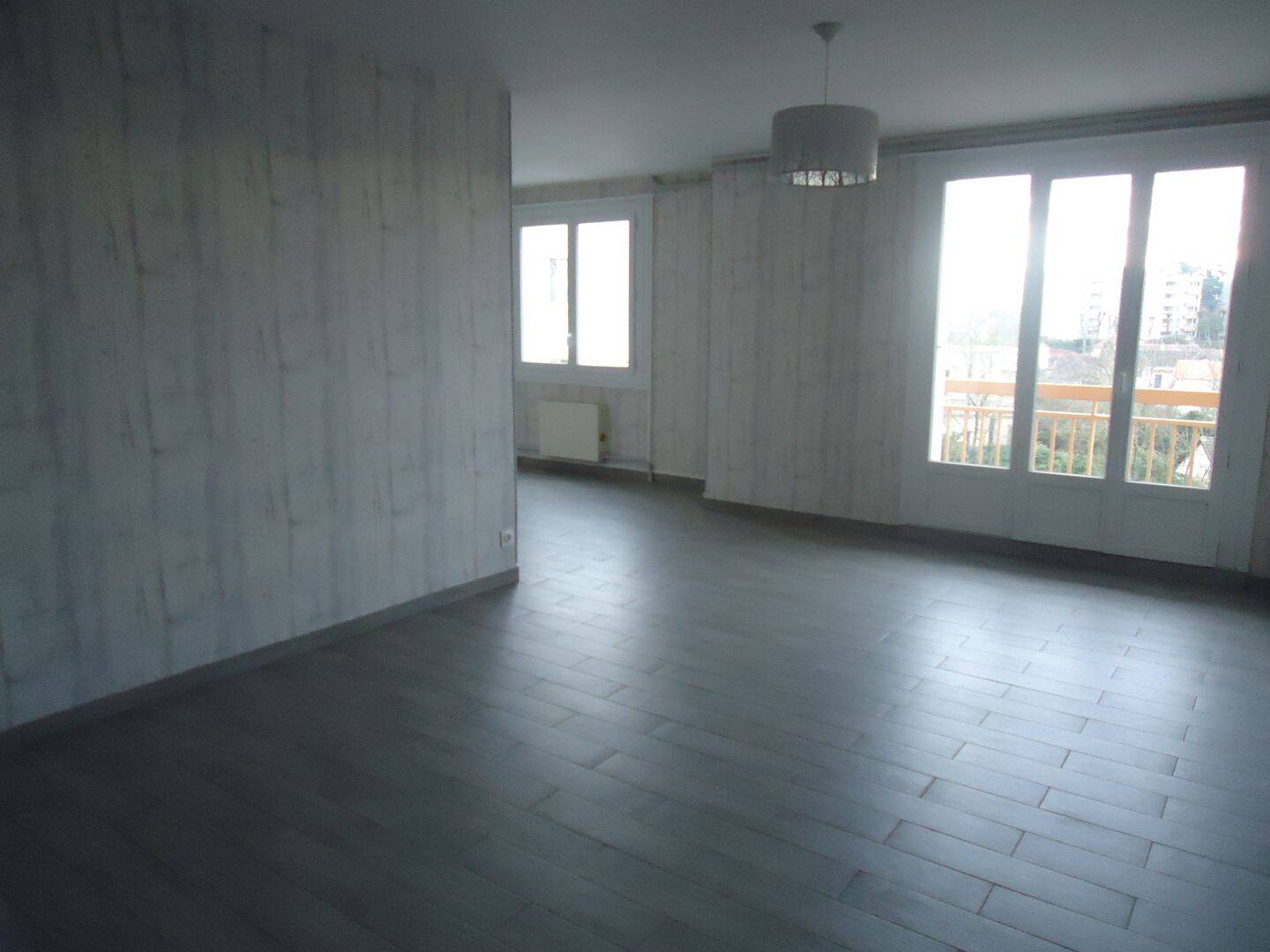 Appartement 3 pièces 65 m² · à Nevers · 65 m² · 645 €/mois
