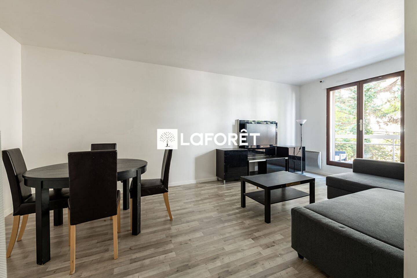 Appartement 2 pièces 48 m² · à Saint-Maurice · 48,3 m² · 299 250 €