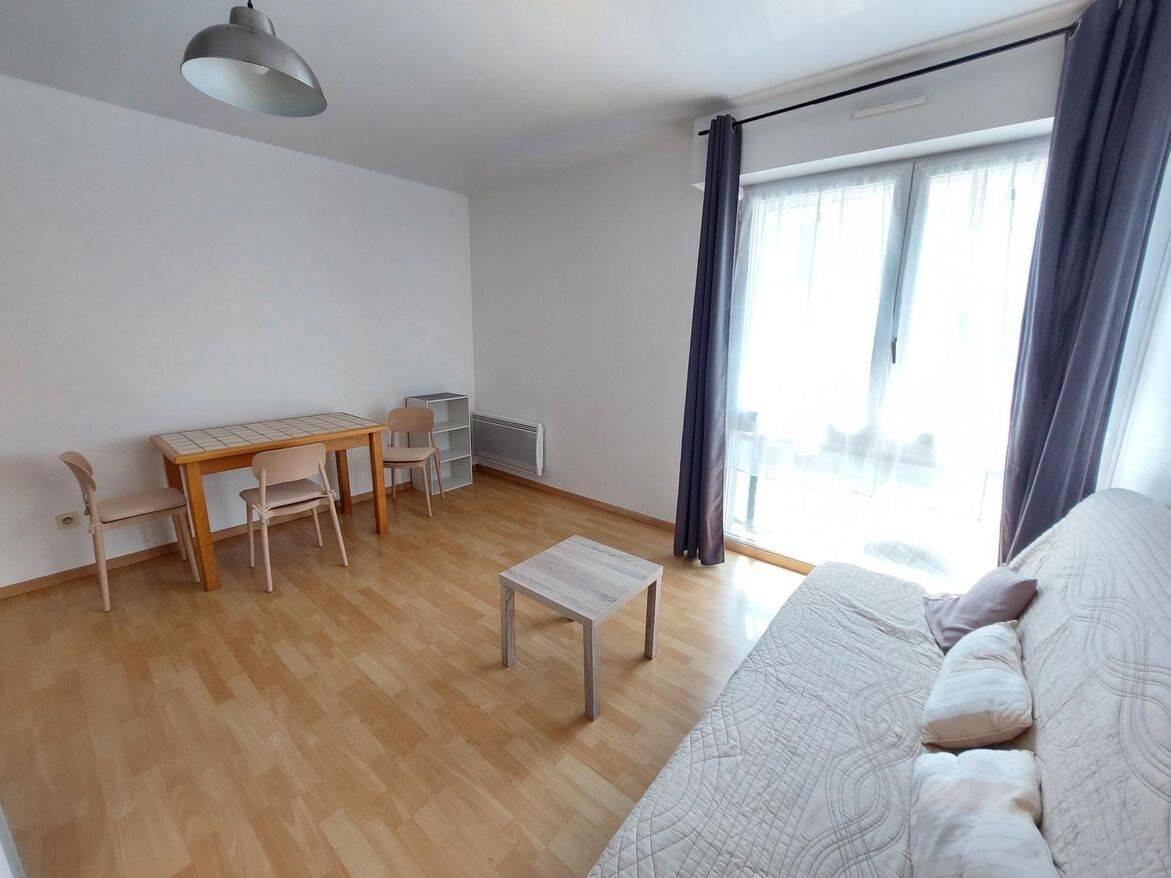 Appartement 1 pièce 24 m² · à La Roche-sur-Yon · 23,6 m² · 470 €