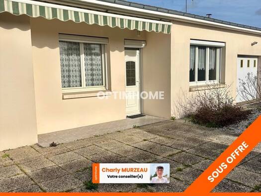 Maison de plain-pied à vendre 166 800 € 4 pièces 3 chambres 73 m² 559 m² de terrain Saint-Laurent-sur-Sèvre 85290