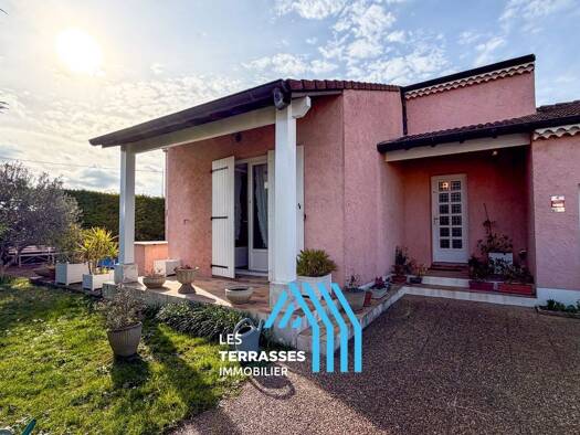 Maison à vendre 239 500 € 4 pièces 2 chambres 96 m² 447 m² de terrain Montélimar 26200