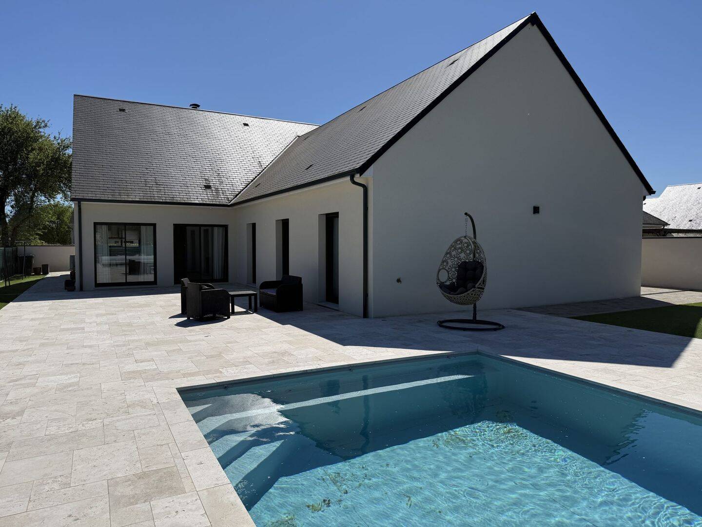 Maison 9 pièces 207 m² · à Luynes · 206,6 m² · 619 900 €