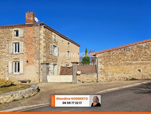 Maison à vendre 308 000 € 7 pièces 3 chambres 173 m² 525 m² de terrain Chauriat 63117