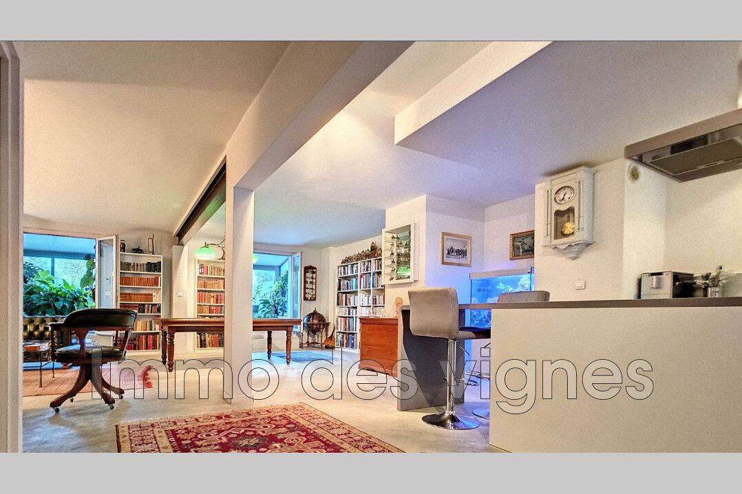 Maison 5 pièces 200 m² · à Avignon · 200 m² · 580 000 €