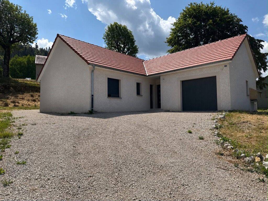 Maison 4 pièces 109 m² · à Hauts de Bienne · 109 m² · 342 000 €