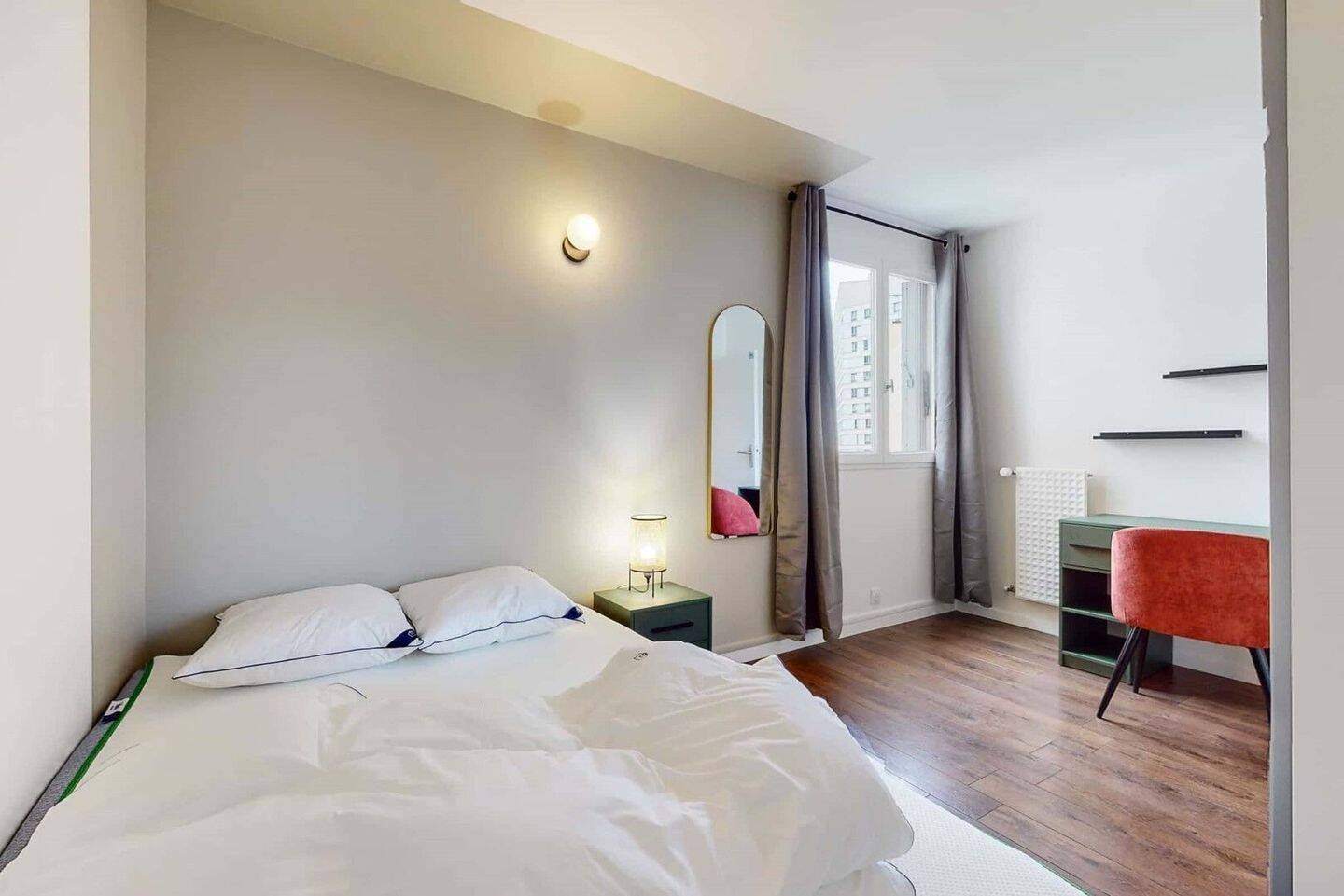 1 pièce 15 m² · à Asnières-sur-Seine · 15 m² · 790 €