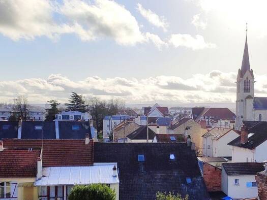 Appartement à louer 850 € 3 pièces 2 chambres 53 m² 3ème étage Les Mureaux 78130