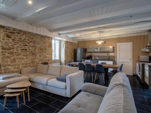 Maison à vendre 233 000 € 6 pièces 4 chambres 165 m² 1 441 m² de terrain Nailhac 24390