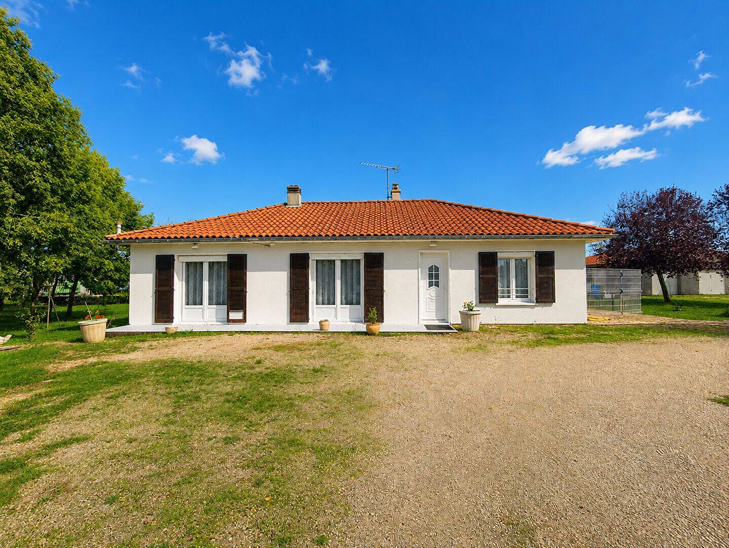 Maison 5 pièces 104 m² · à Nercillac · 104 m² · 166 000 €
