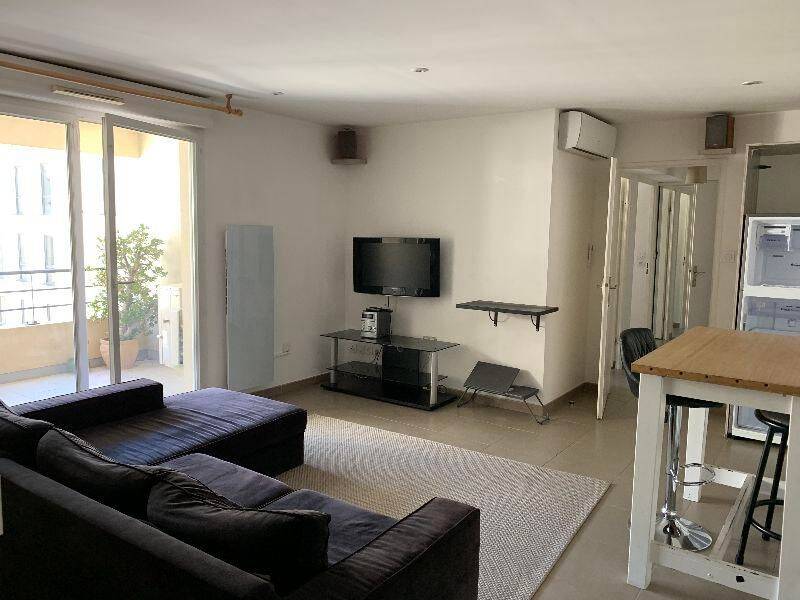 Appartement 3 pièces 64 m² · à Marseille 10ème Arrondissement · 63,9 m² · 1 057 €