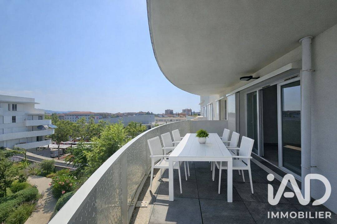 Appartement 2 pièces 44 m² · à Mandelieu-la-Napoule · 44 m² · 305 000 €