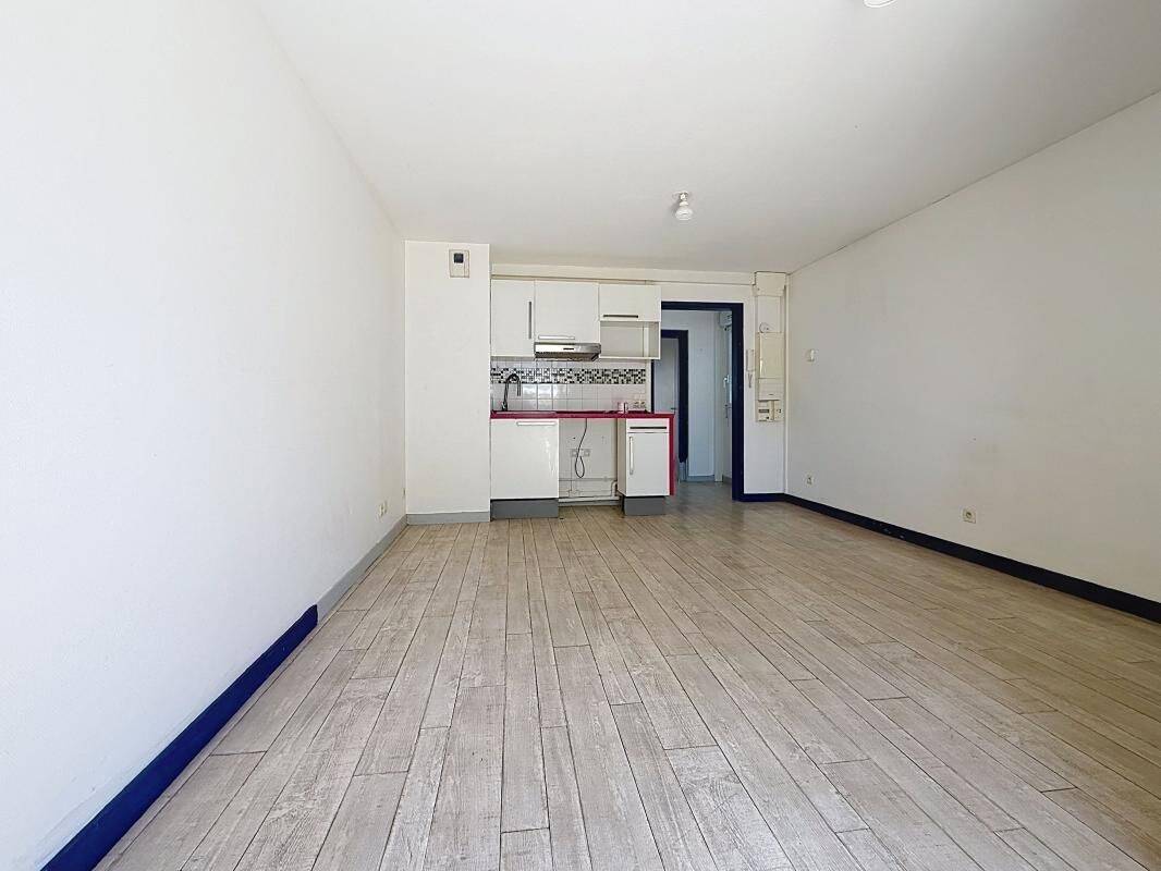 Appartement 1 pièce 43 m² · à La Rochelle · 42,5 m² · 672 €