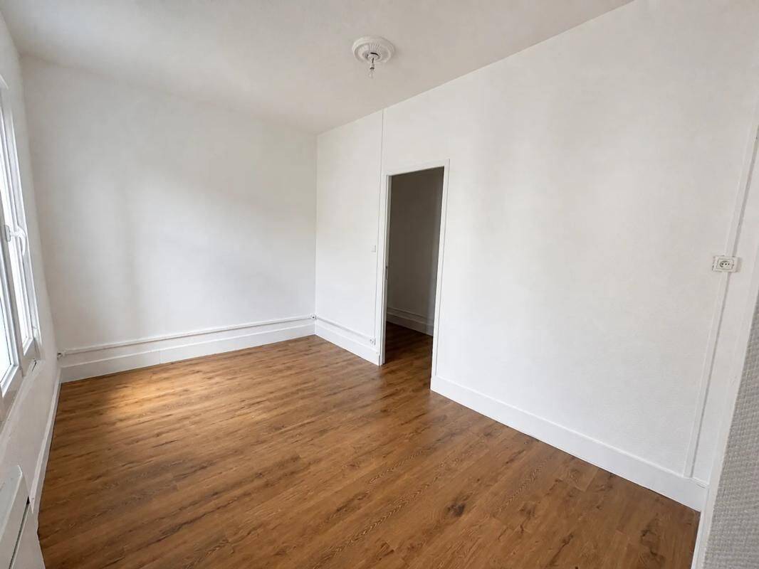 Appartement 2 pièces 30 m² · à Sainte-Savine · 30 m² · 74 400 €