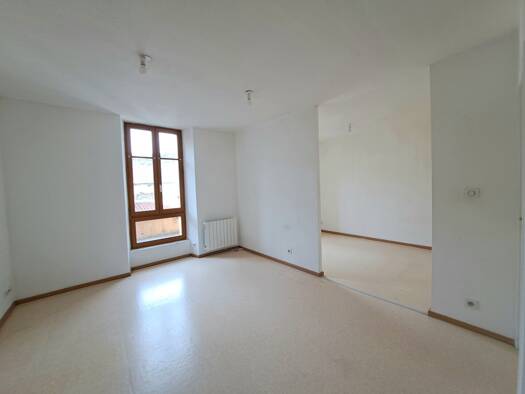 Appartement à vendre 109 000 € 2 pièces 1 chambre 50 m² Étage 1/4 Sud Vizille 38220