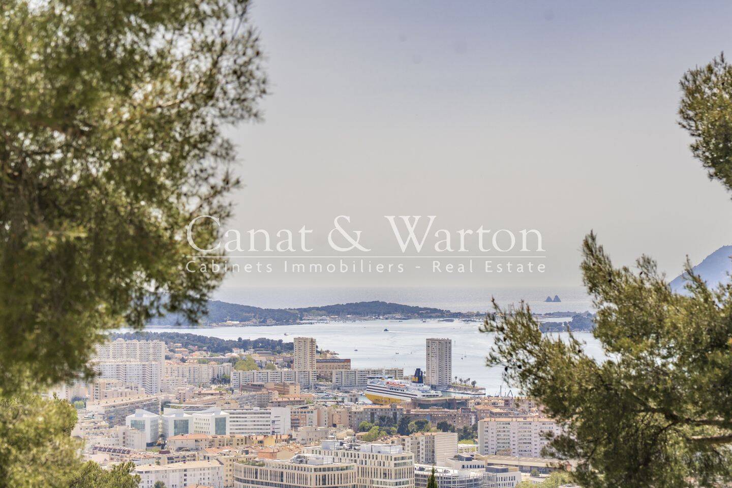 Maison 7 pièces 207 m² · à Toulon · 206,9 m² · 748 880 €